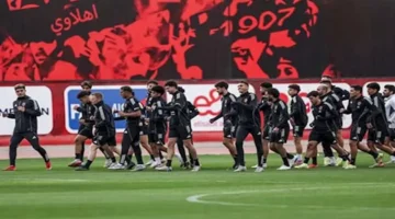 صفقة كبرى.. تفاصيل انتقال نجم النادي الأهلي إلى المصري البورسعيدي بعقد جديد